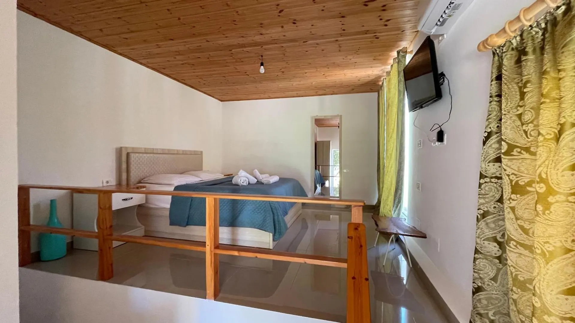 Rida Village Ksamil Island Bed & Breakfast
