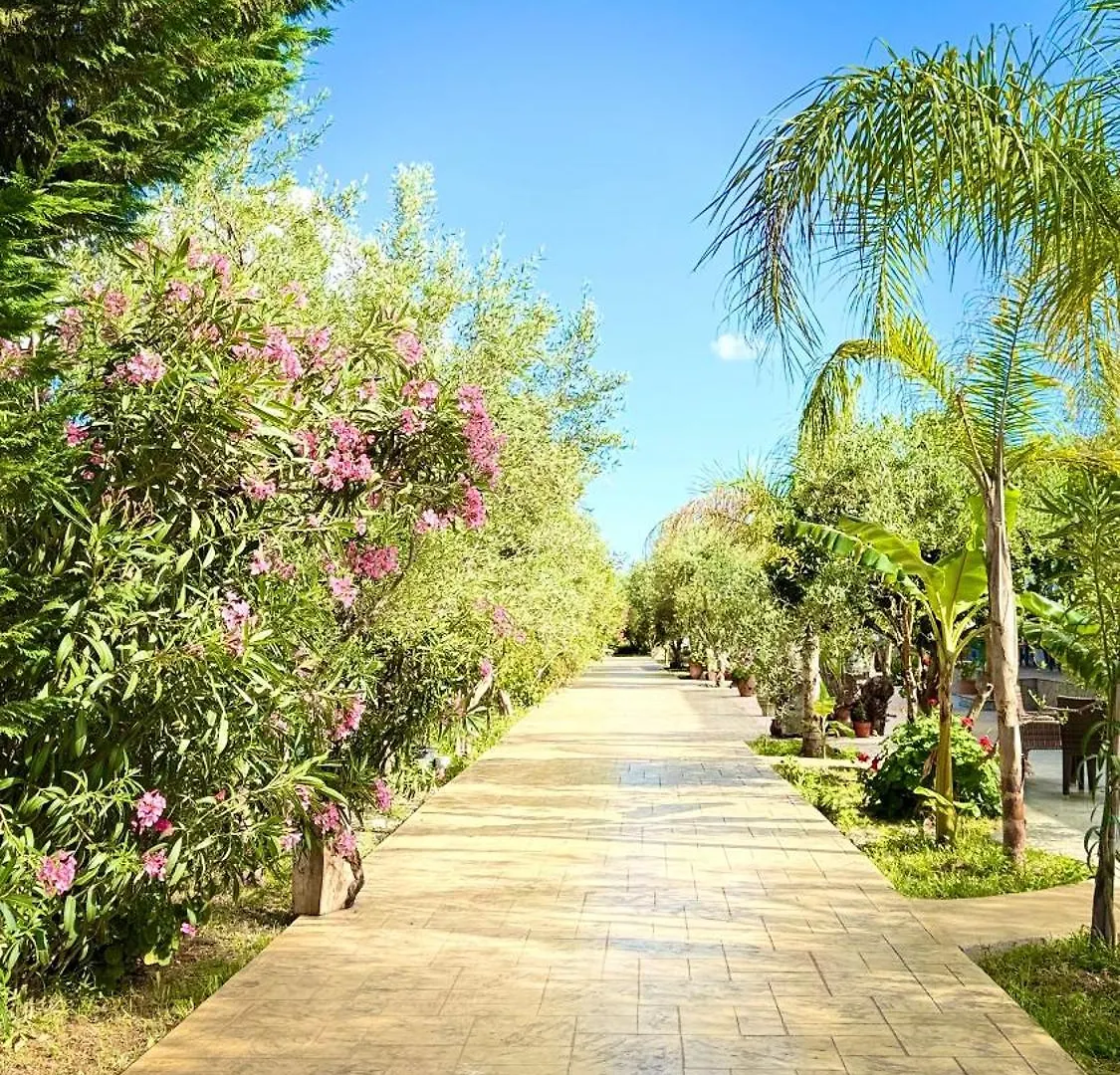 Rida Village Ksamil Island Oda ve Kahvaltı