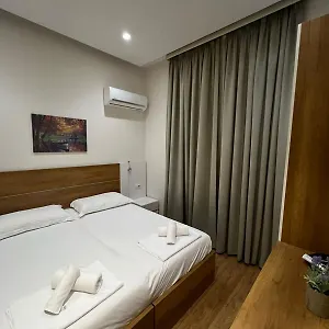 https://urban-room-2.hotels-in-tirana.com